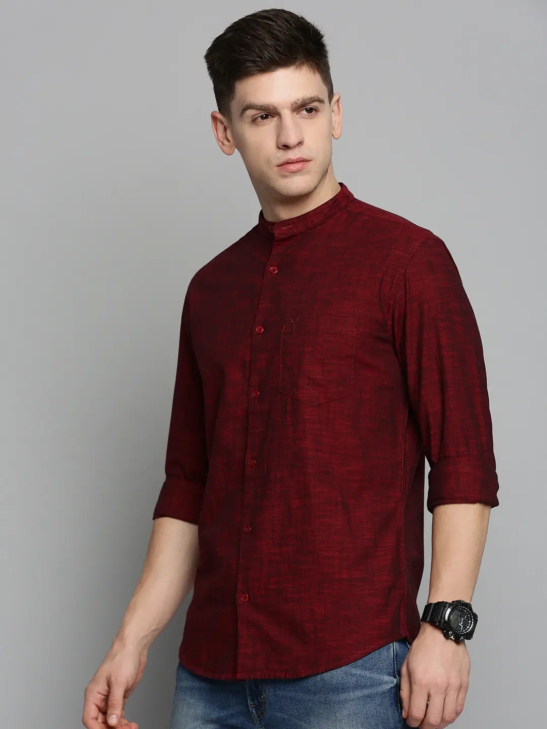 SHOWOFF Men's Mandarin Collar Burgundy Solid Shirt