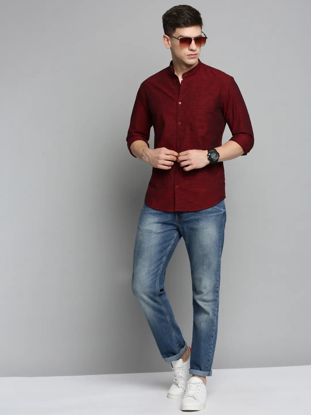 SHOWOFF Men's Mandarin Collar Burgundy Solid Shirt
