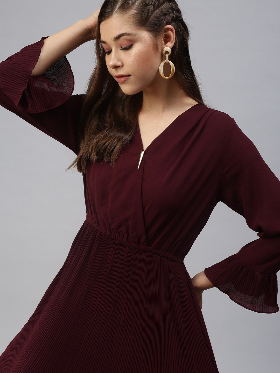 SHOWOFF Women Burgundy Solid V Neck Three-Quarter Sleeves Midi Fit and Flare Dress