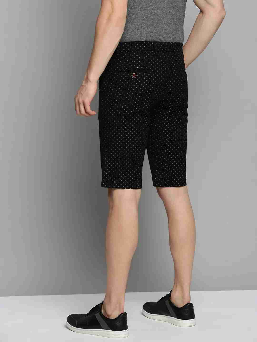 SHOWOFF Men's Knee Length Black Printed Mid-Rise Regular Shorts