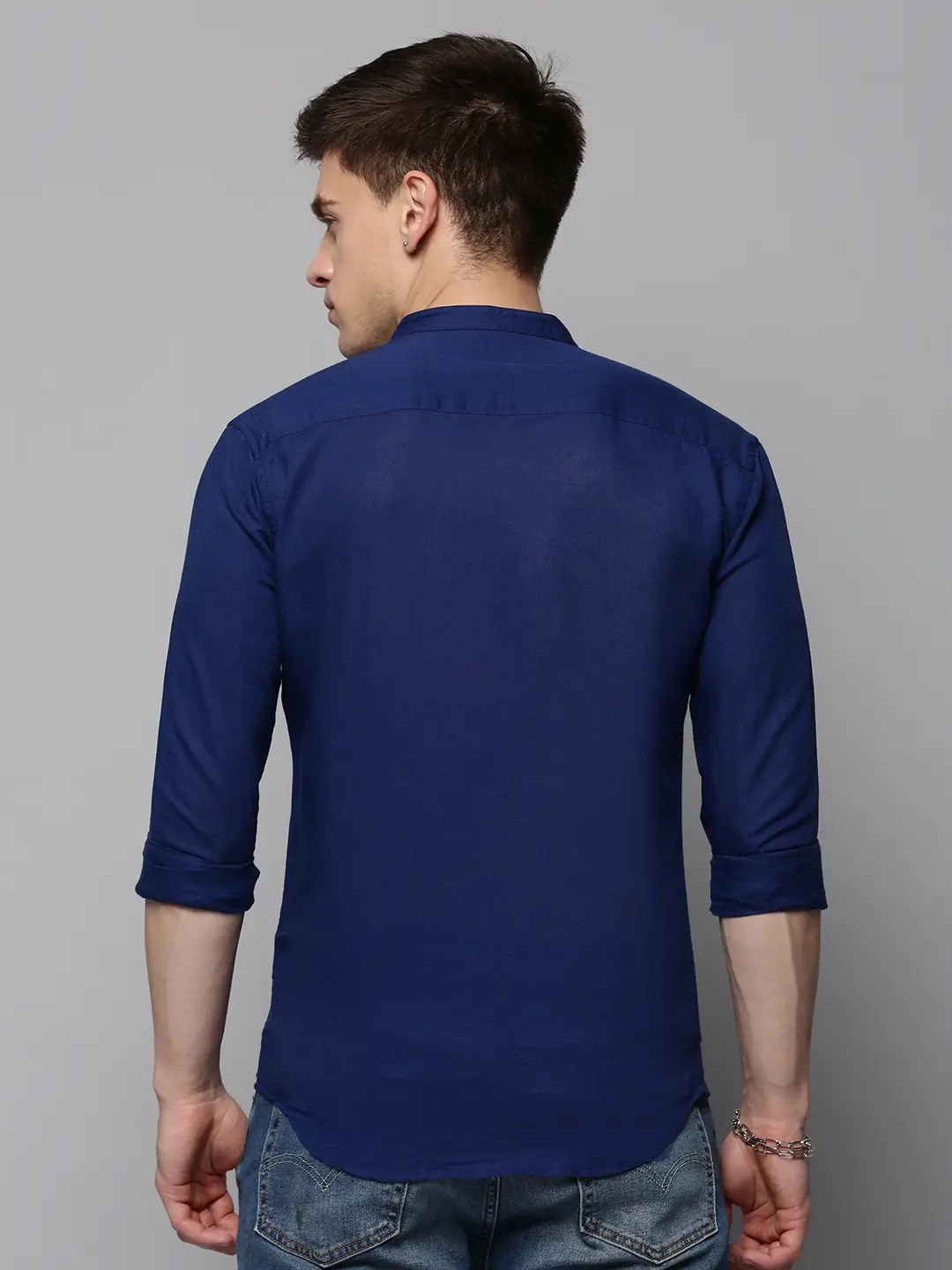 SHOWOFF Men's Mandarin Collar Navy Blue Solid Shirt