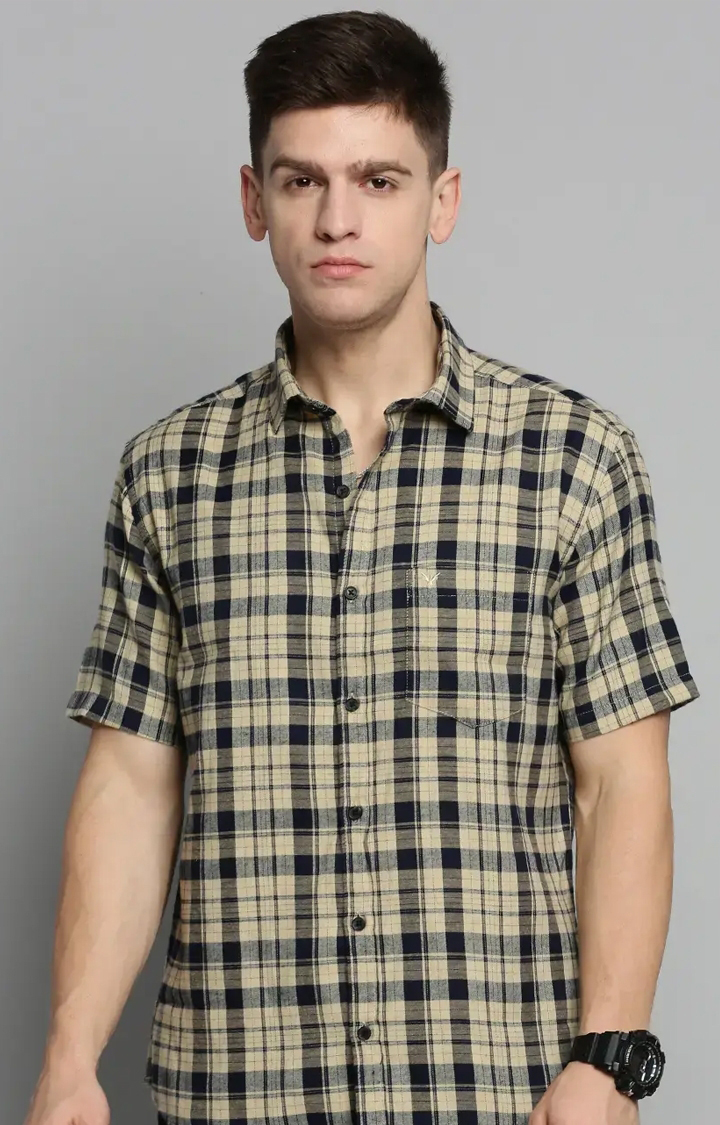 SHOWOFF Men Beige Checked Spread Collar Short Sleeves Casual Shirt