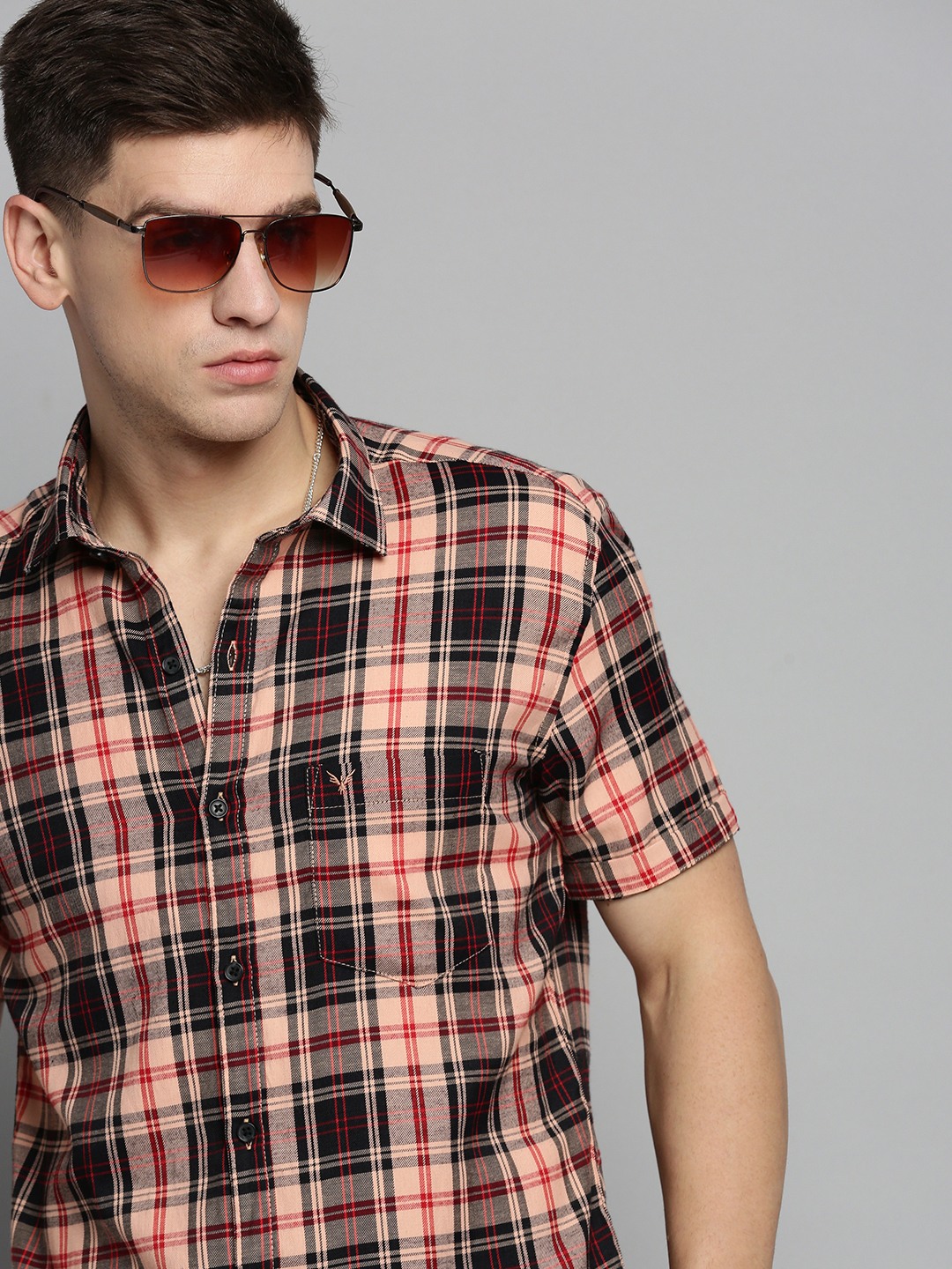SHOWOFF Men's Spread Collar Peach Checked Shirt