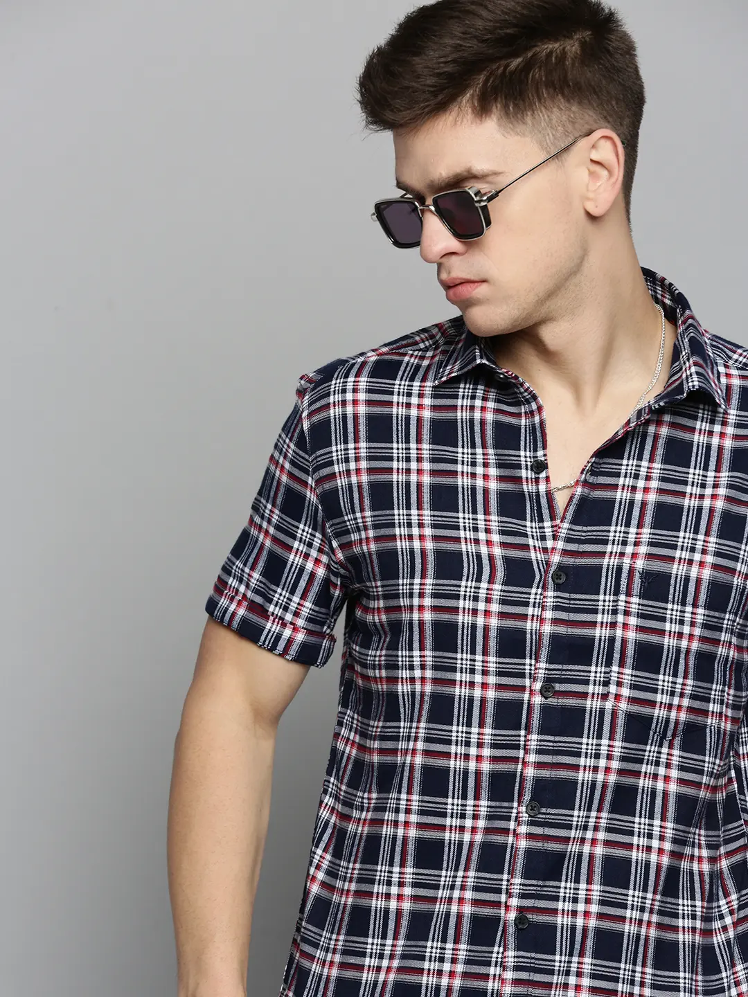SHOWOFF Men's Spread Collar NavyBlue Checked Shirt