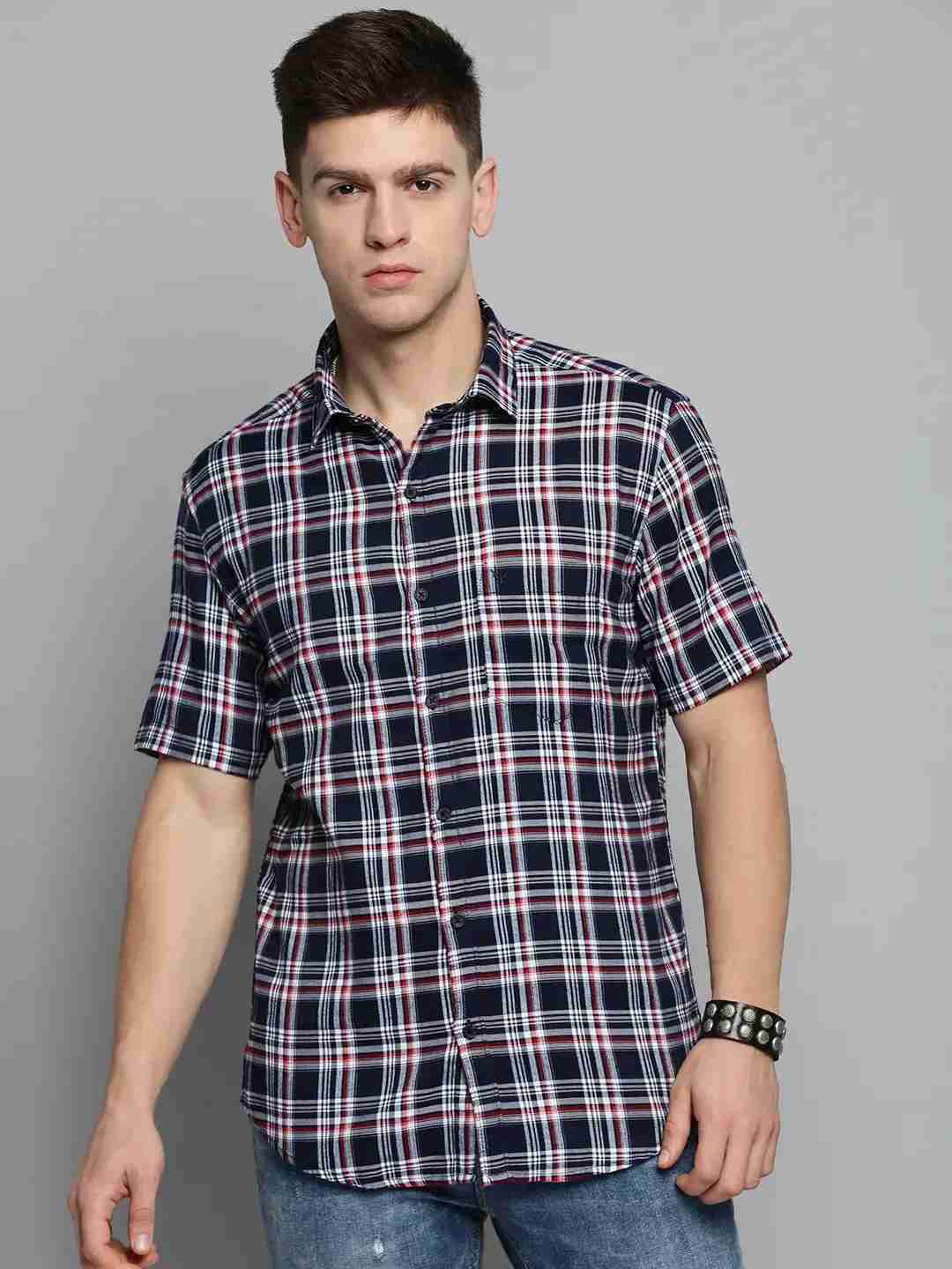 SHOWOFF Men's Spread Collar NavyBlue Checked Shirt