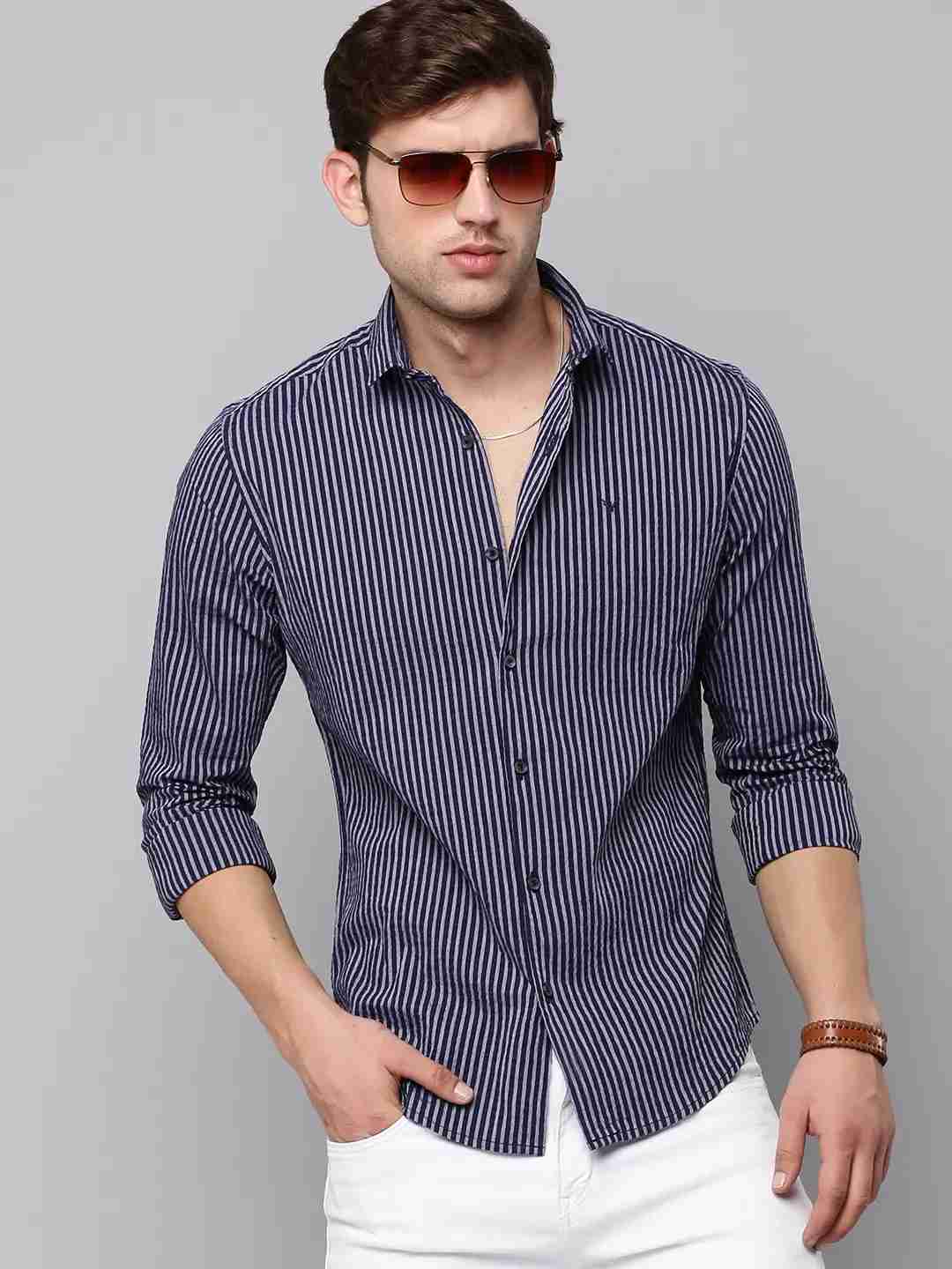 SHOWOFF Men's Spread Collar Navy Blue Striped Shirt