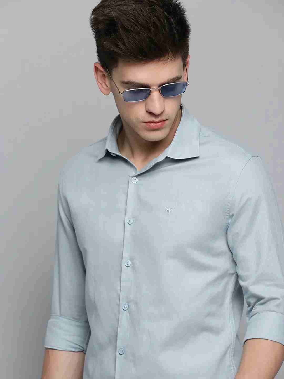 SHOWOFF Men's Spread Collar Blue Solid Shirt