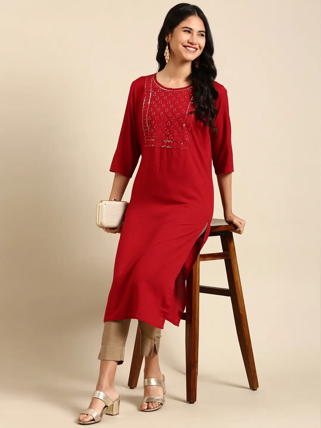 Women's Red Viscose Rayon Solid Comfort Fit Kurtas