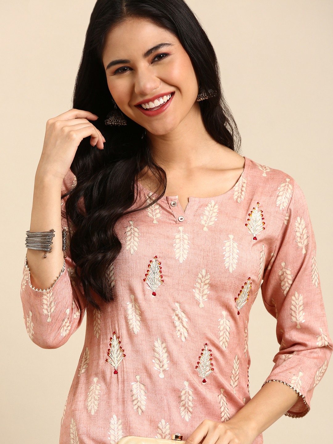 SHOWOFF Women Peach Ethnic Motifs  Round Neck Three-Quarter Sleeves Mid Length Straight Kurta