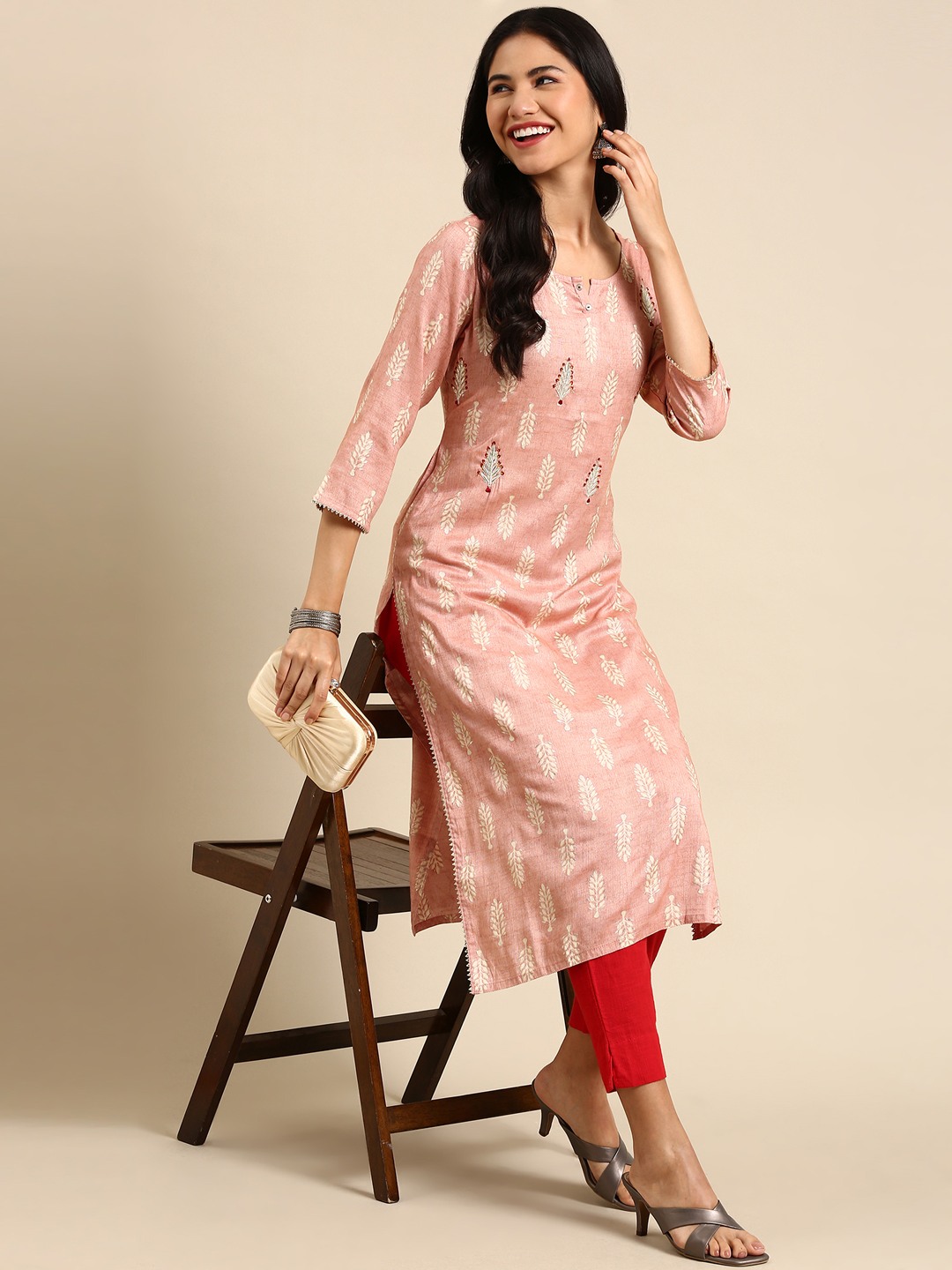 SHOWOFF Women's Round Neck Ethnic Motifs Peach Straight Kurta