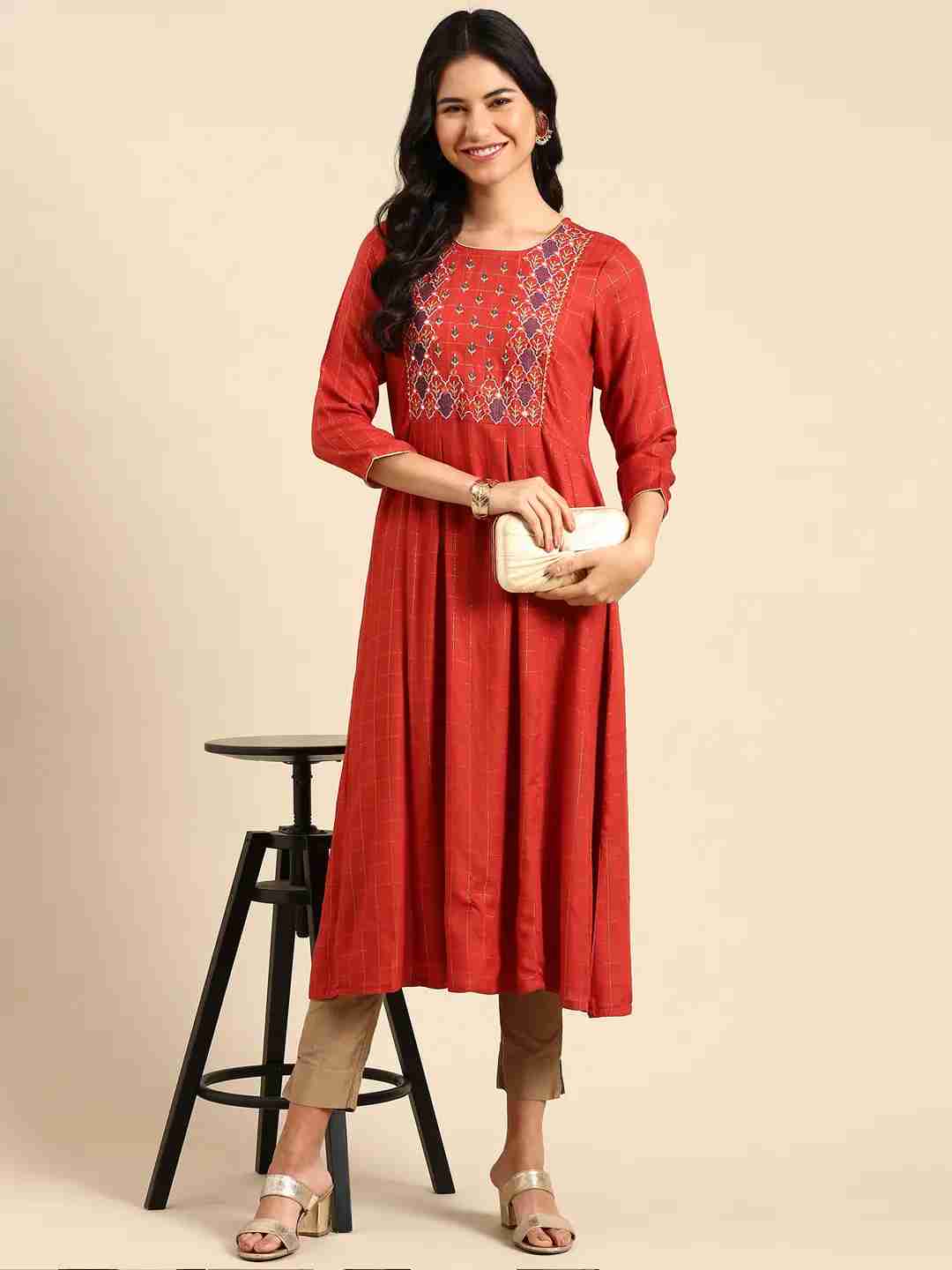 Women's Orange Others Solid Comfort Fit Kurtas