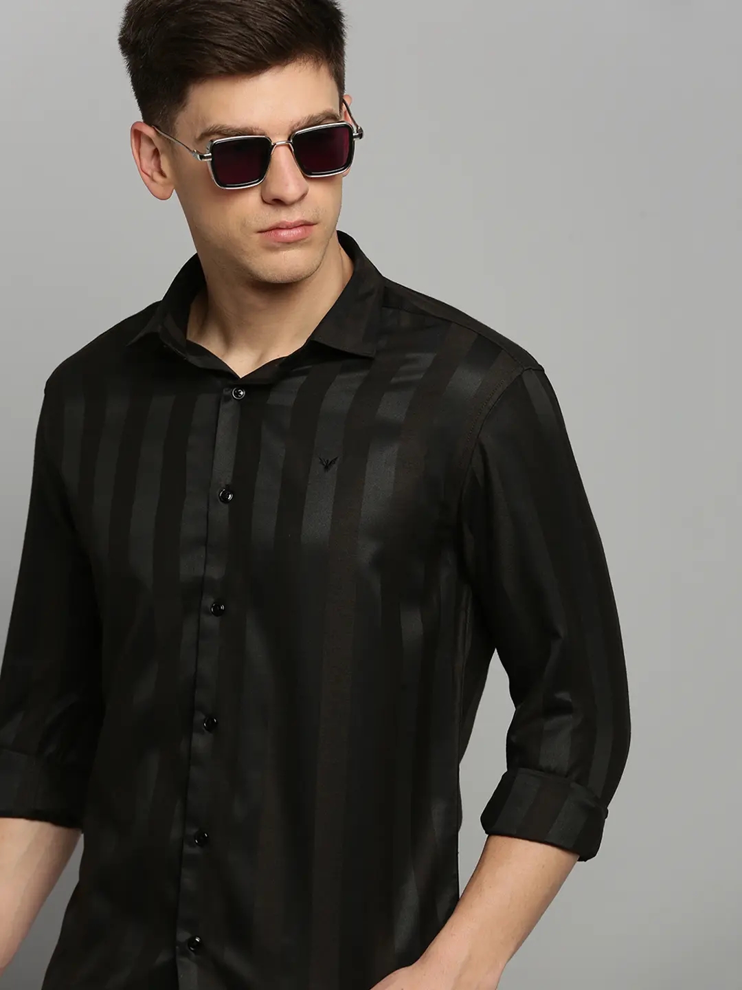 SHOWOFF Men's Spread Collar Solid Black Classic Shirt