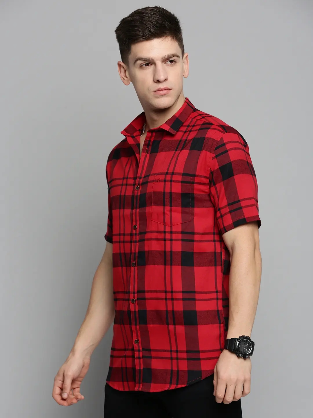 SHOWOFF Men's Spread Collar Red Checked Shirt