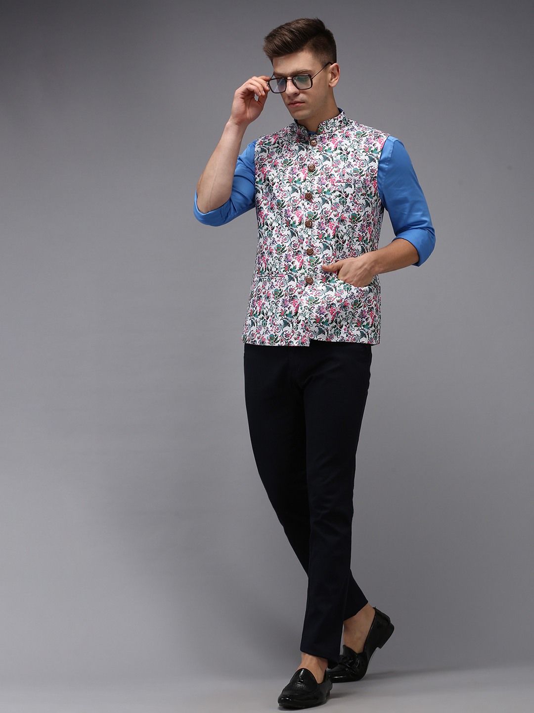 Men's Multicolour Cotton Blend Printed Comfort Fit Ethnic Jackets