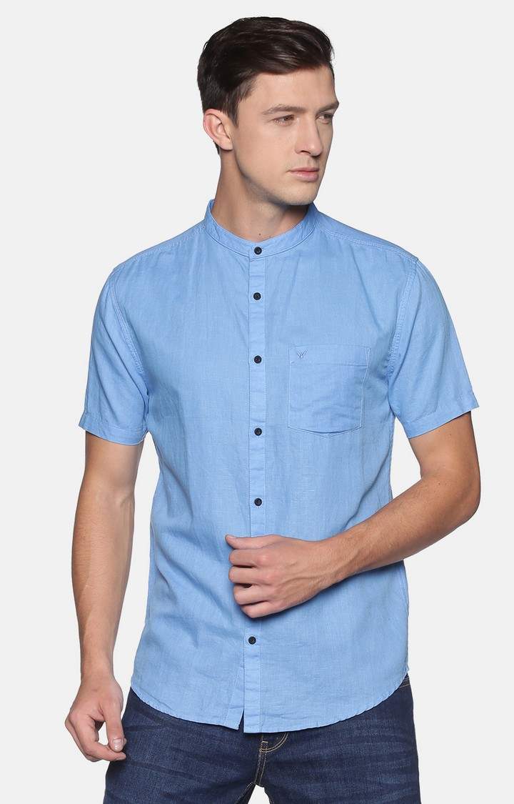 Showoff Men's Lenin Casual Blue Solid Slim Fit Shirt