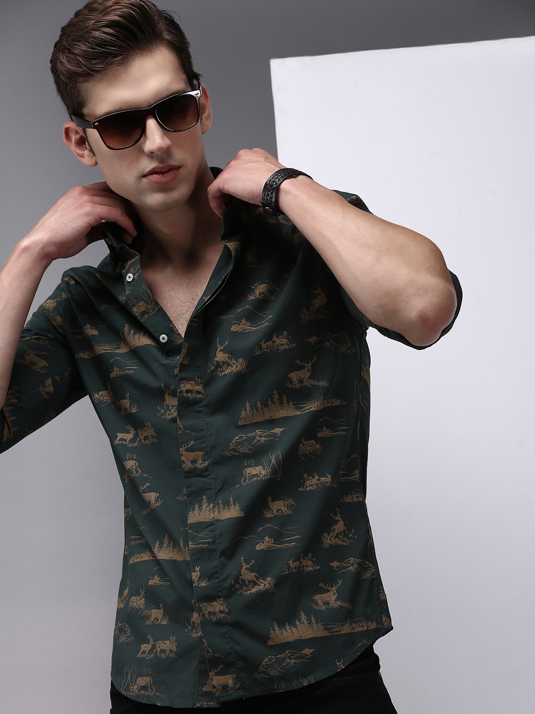 SHOWOFF Men's Green Spread Collar Animal Print Comfort Fit Shirt