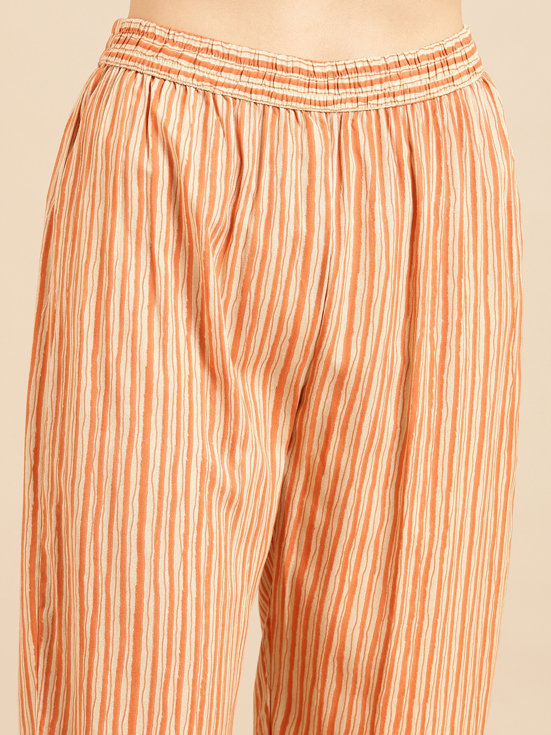 Women's Orange Cotton Blend Printed Comfort Fit Kurta Sets