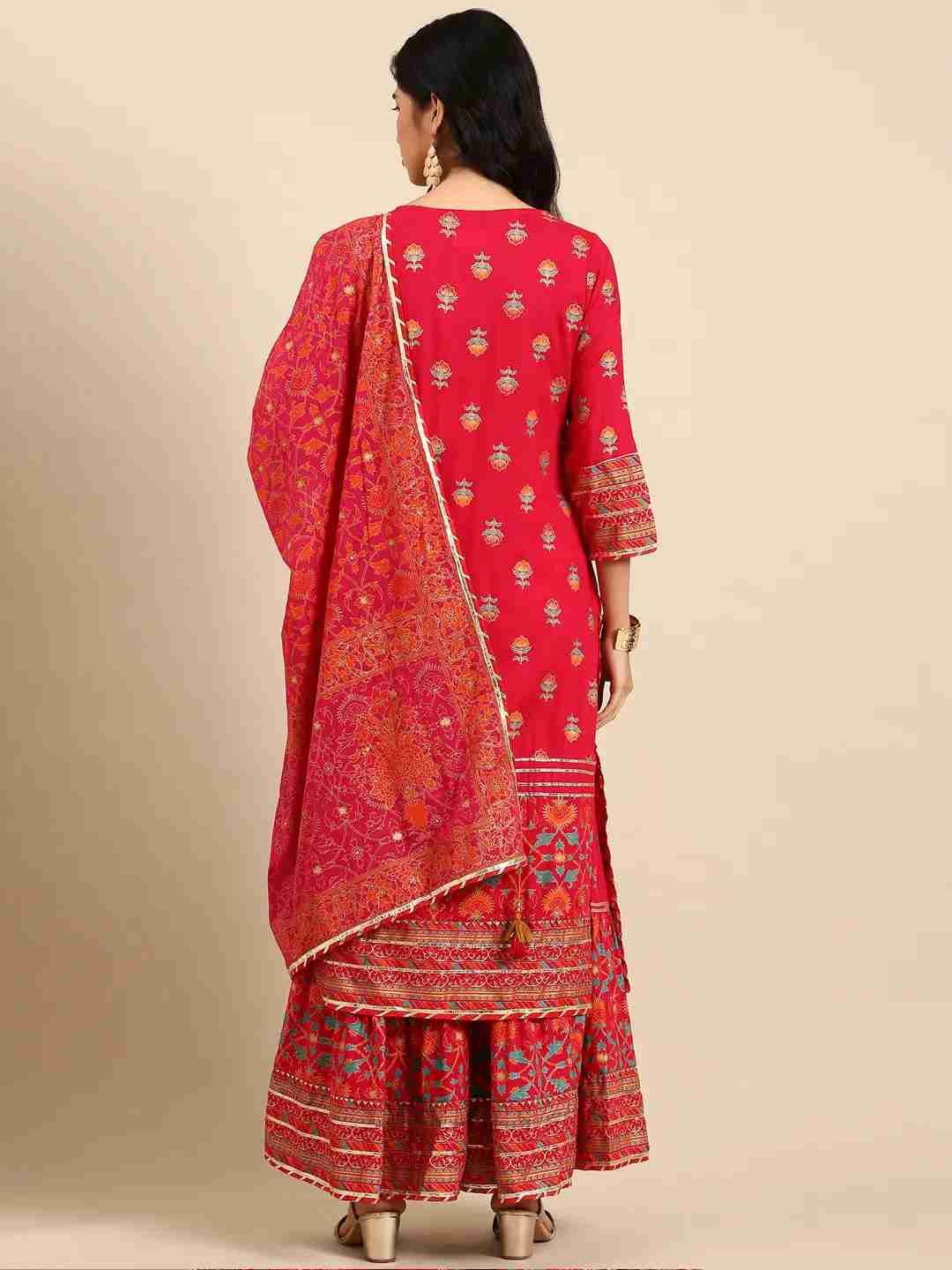 Women's Pink Cotton Blend Printed Comfort Fit Kurta Sets