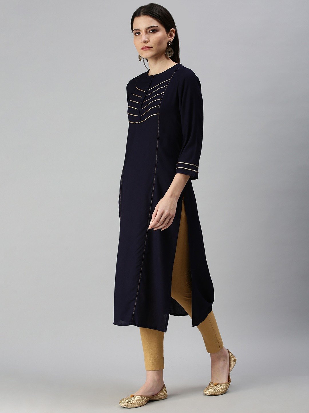 Women's Blue Cotton Blend Solid Regular Kurtas