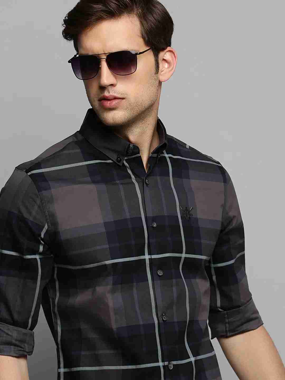 SHOWOFF Men's Spread Collar Checked Navy Blue Classic Shirt