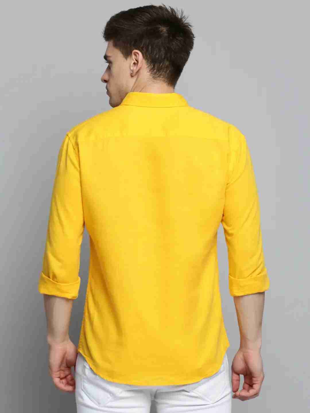 SHOWOFF Men's Spread Collar Yellow Solid Shirt