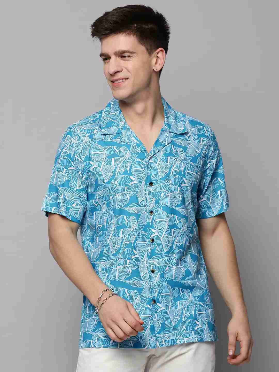 SHOWOFF Men's Cuban Collar Blue Printed Shirt
