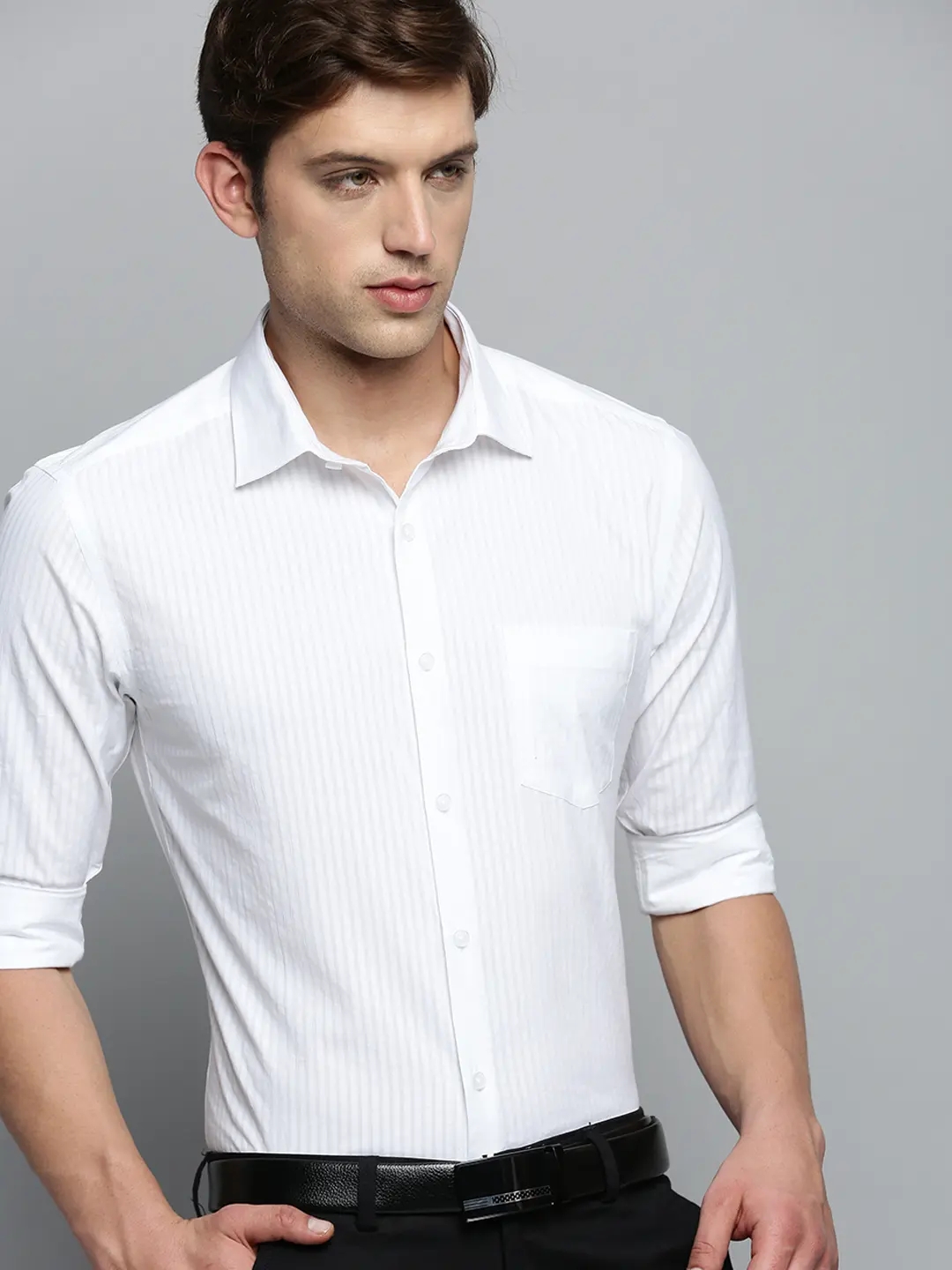 SHOWOFF Men's Spread Collar Solid White Smart Shirt