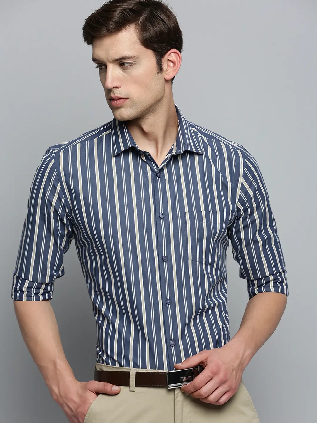 SHOWOFF Men's Spread Collar Striped Navy Blue Smart Shirt