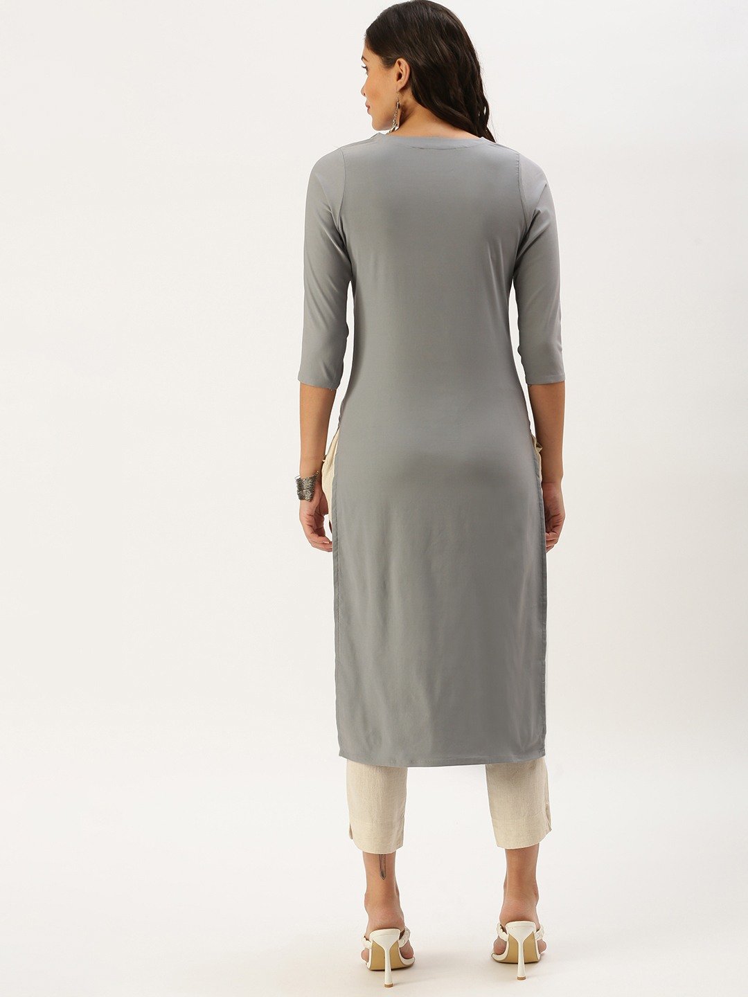 Women's Grey Cotton Solid Comfort Fit Kurtas