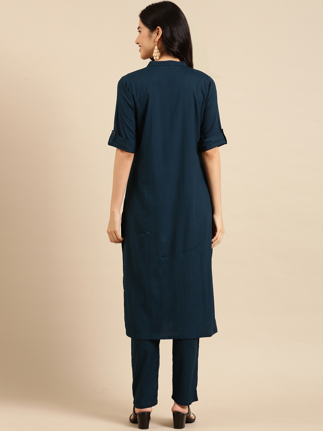 Women's Blue Cotton Blend Solid Comfort Fit Kurta Sets
