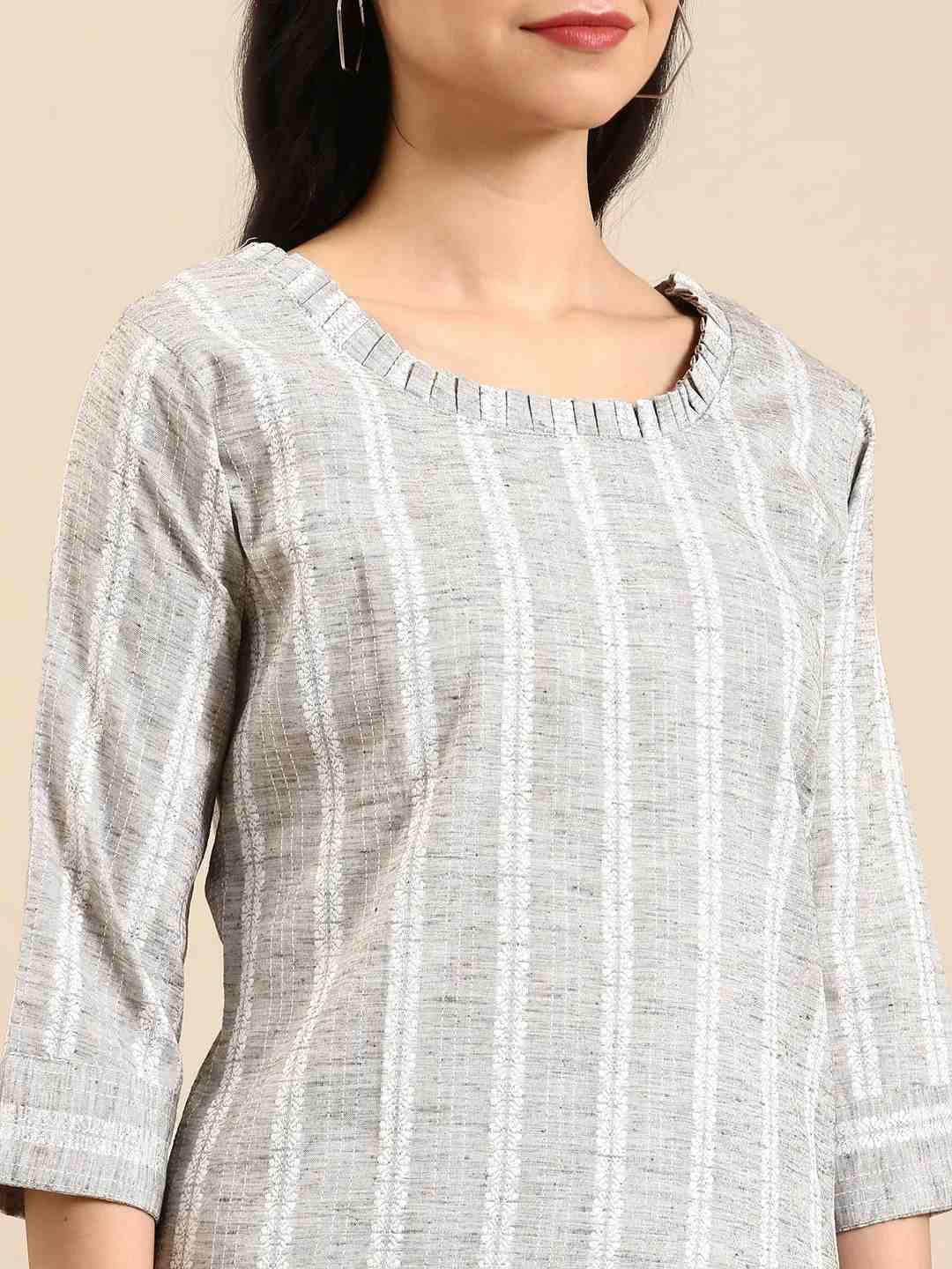 SHOWOFF Women Grey Self Design Round Neck Three-Quarter Sleeves Mid Length Straight Kurta Set
