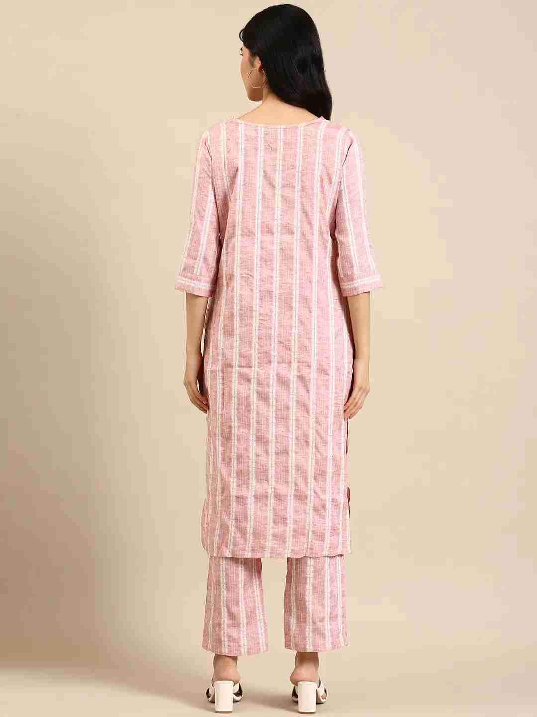 Women's Pink Cotton Blend Solid Comfort Fit Kurta Sets