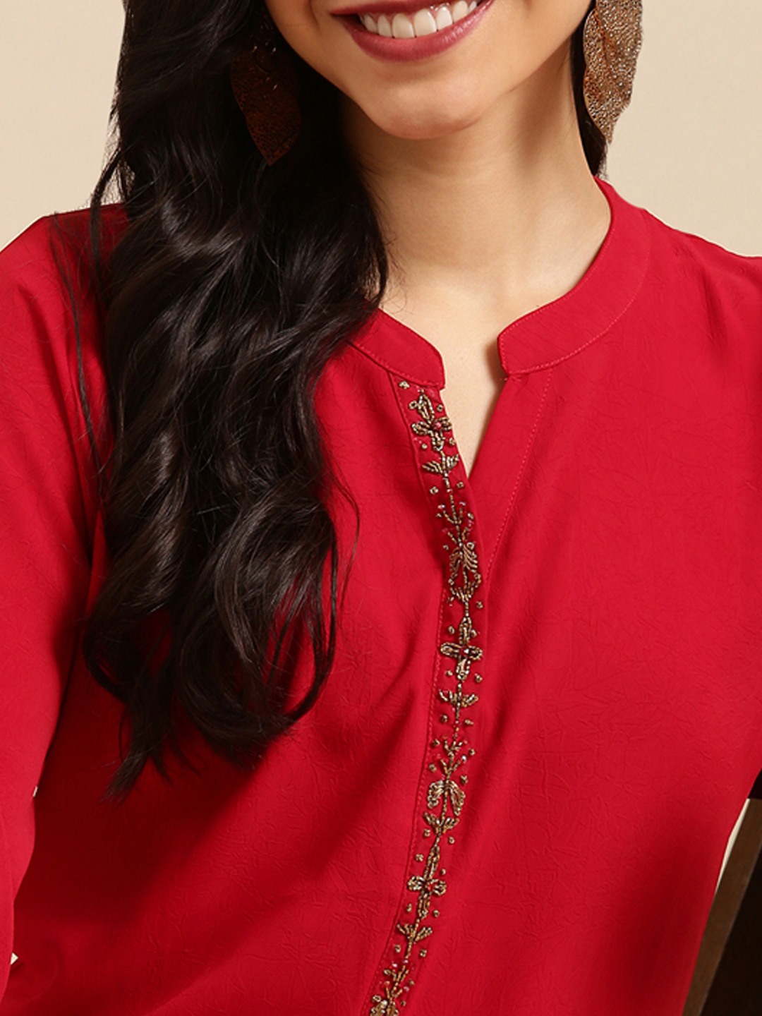 SHOWOFF Women's Calf Length Red Solid Straight Kurta