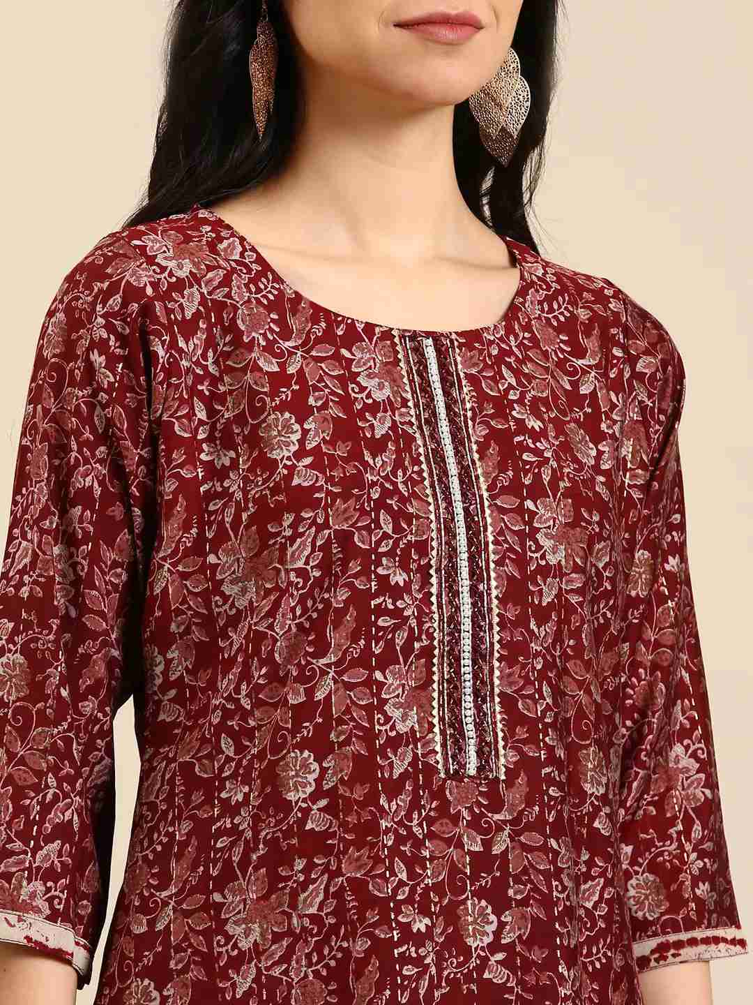 Women's Red Chanderi Floral Comfort Fit Kurta Sets