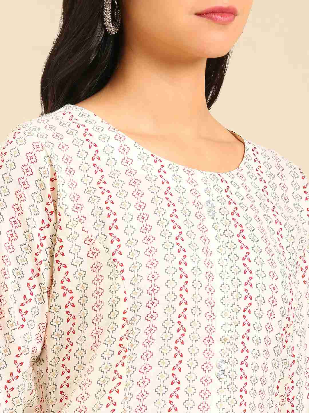 Women's White Polyester Printed Comfort Fit Kurtas