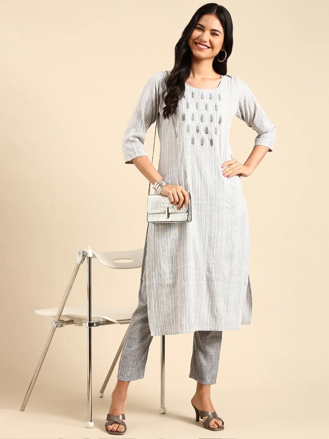 Women's Grey Cotton Blend Striped Comfort Fit Kurta Sets