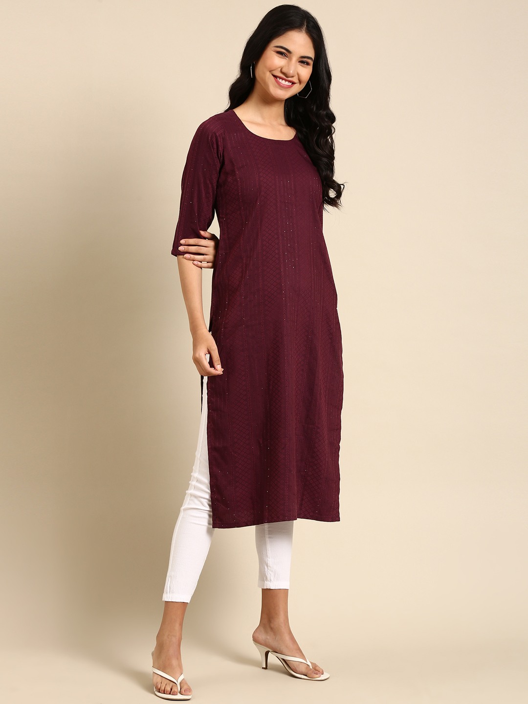 Women's Purple Cotton Solid Comfort Fit Kurtas