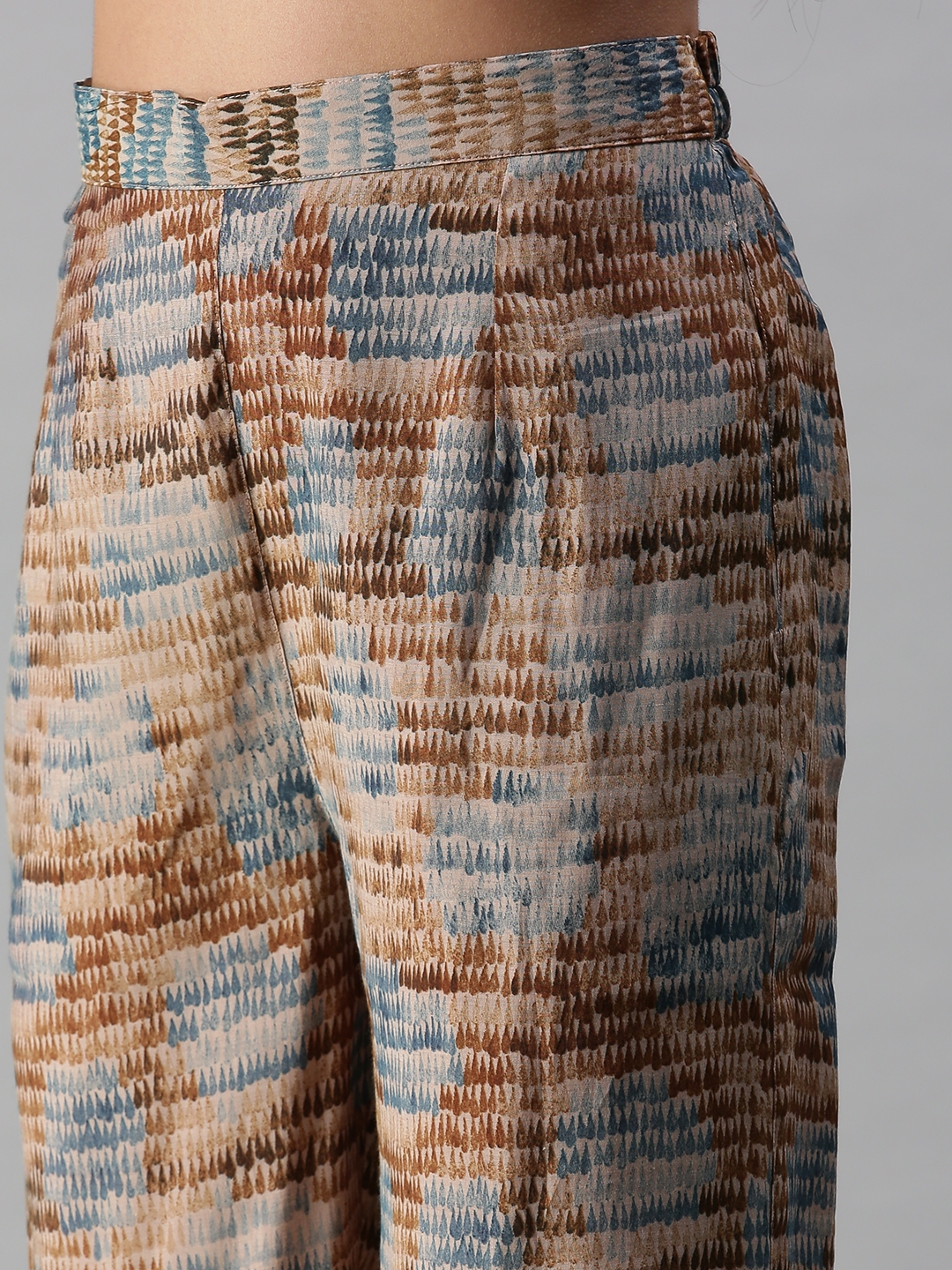 Women's Blue Cotton Blend Striped Regular Kurtas