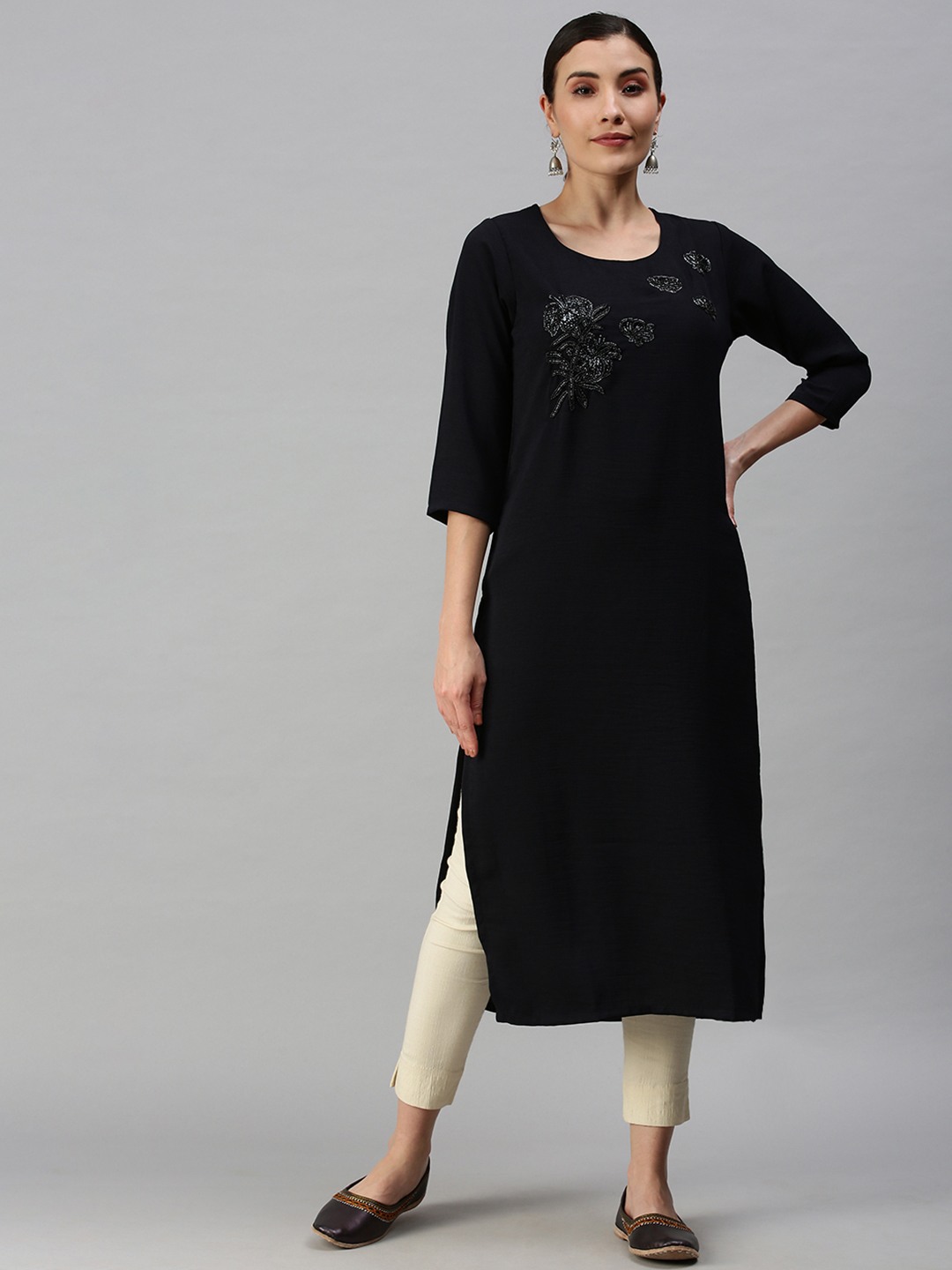 Women's Blue Chiffon Solid Regular Kurtas