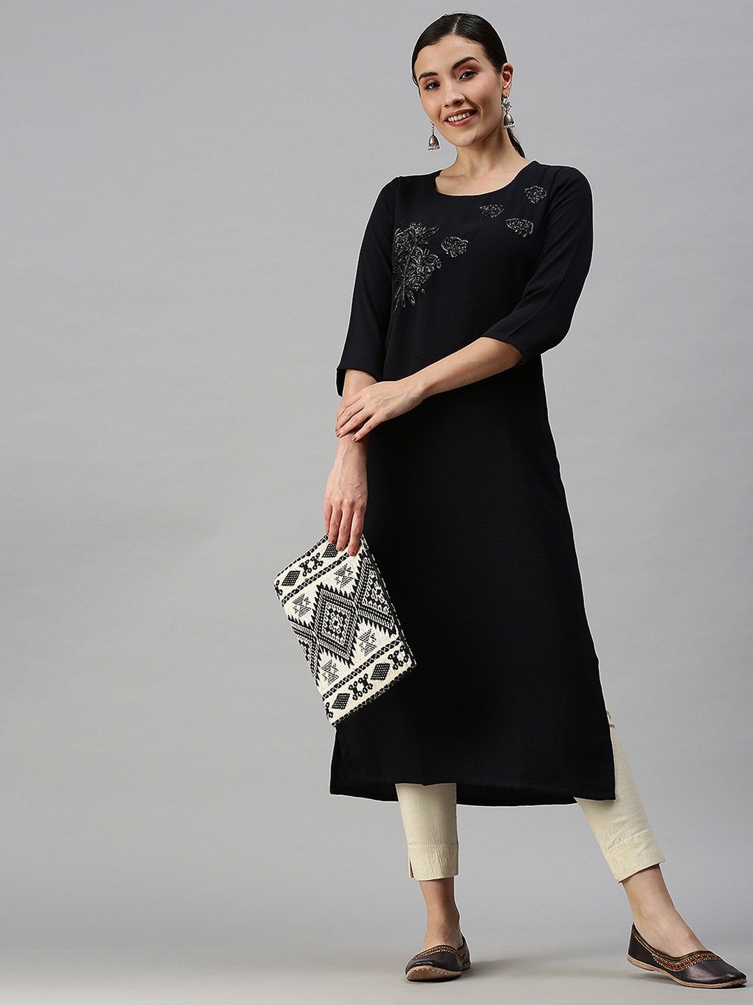 Women's Blue Chiffon Solid Regular Kurtas