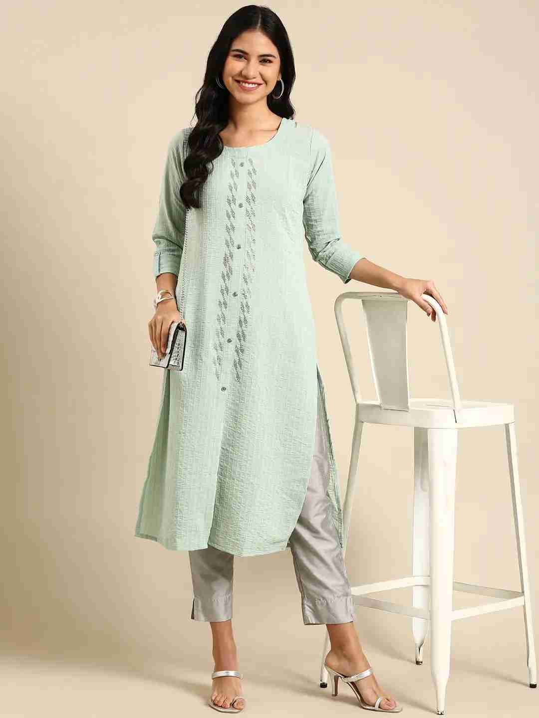 Women's Green Georgette Solid Comfort Fit Kurtas