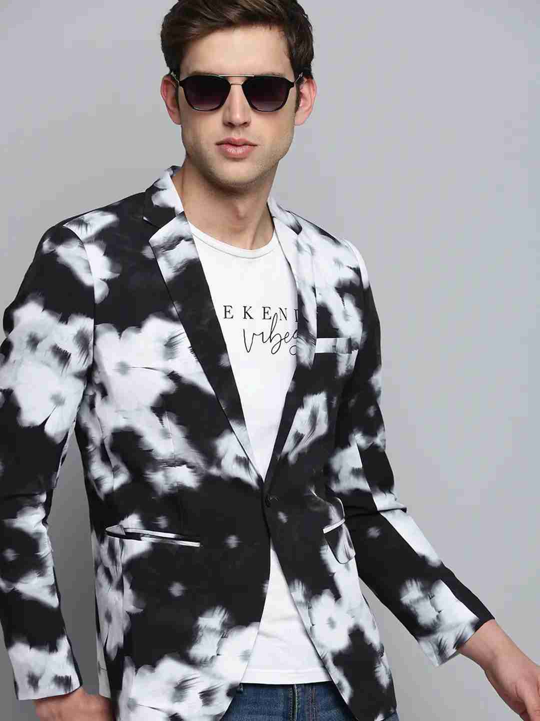 SHOWOFF Men's Printed Notched Lapel Black Single-Breasted Blazer