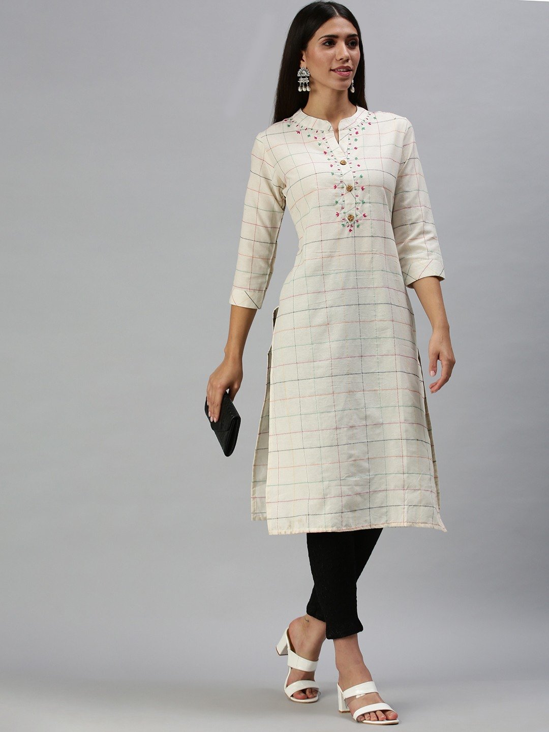 Women's Beige Cotton Blend Checked Regular Kurtas