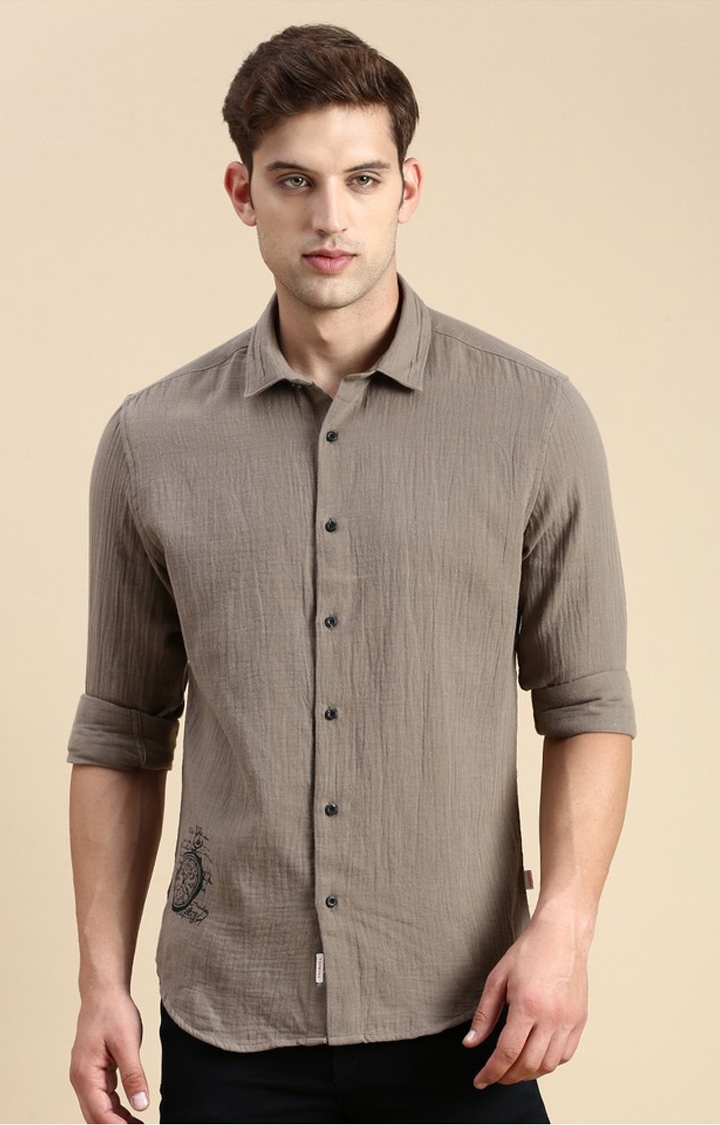 SHOWOFF Men's Spread Collar Taupe Slim Fit Solid Shirt