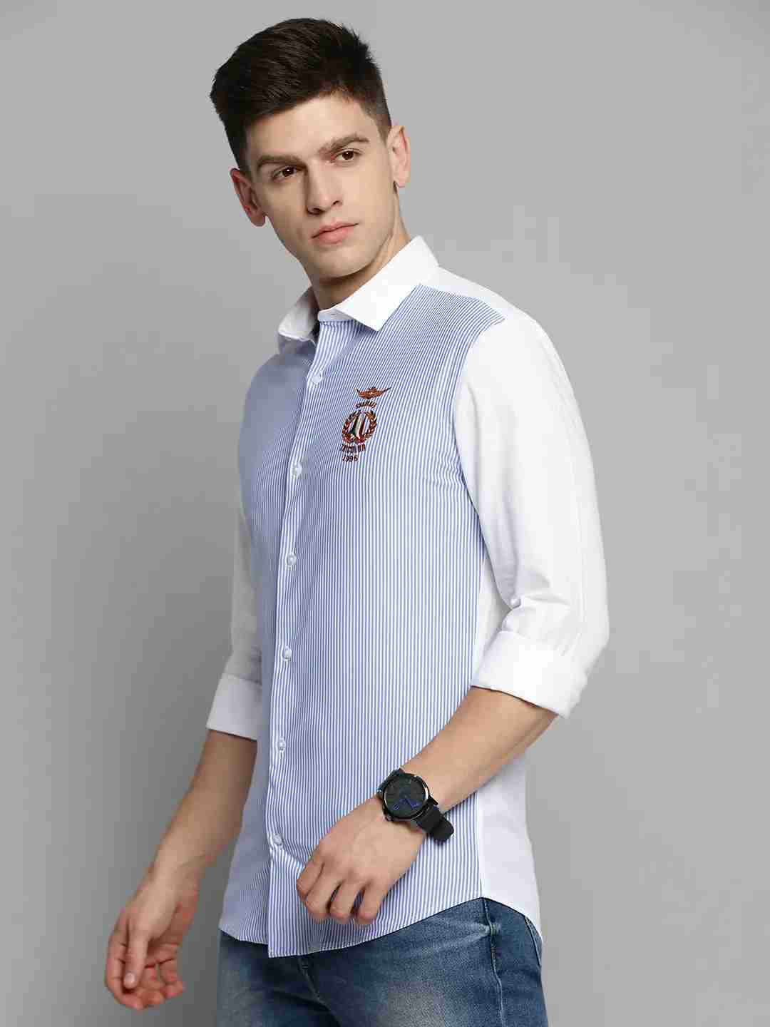 SHOWOFF Men's Spread Collar Blue Striped Shirt