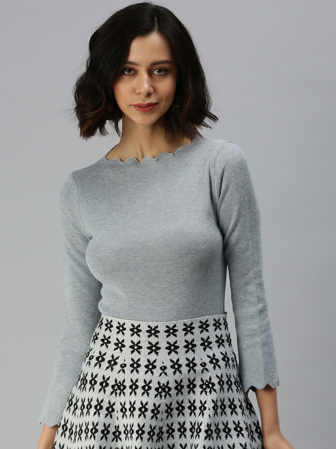 Women's Grey Cotton Blend Solid Tops