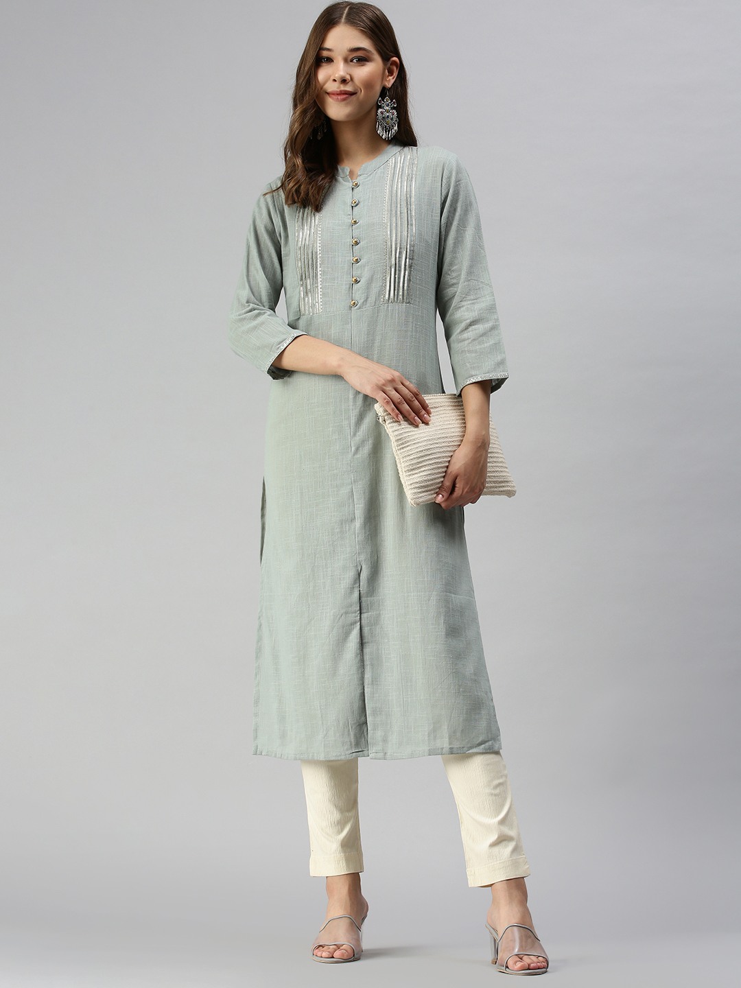 Women's Grey Viscose Solid Comfort Fit Kurtas