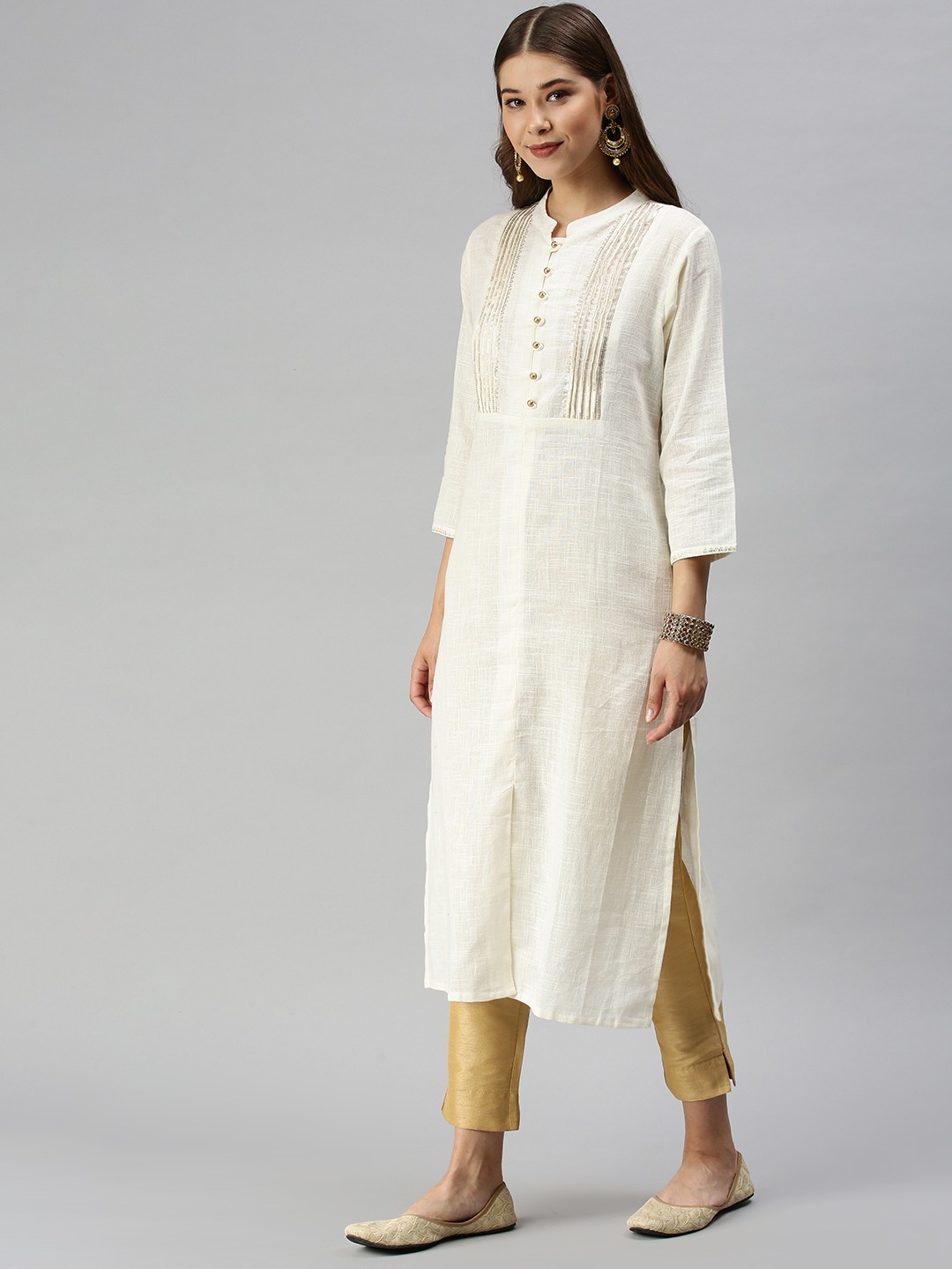 Women's White Viscose Solid Comfort Fit Kurtas