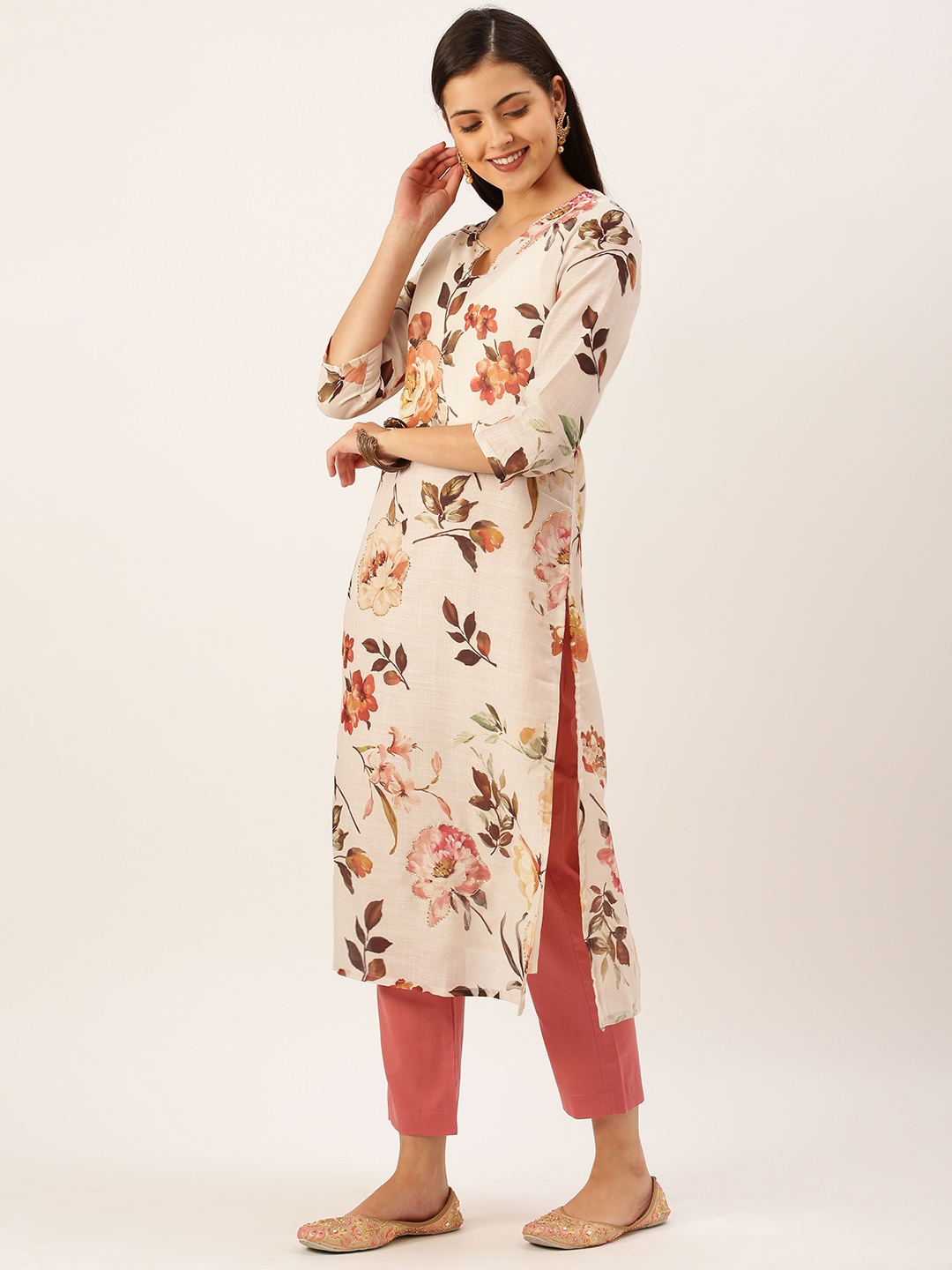 Women's Beige Cotton Blend Printed Comfort Fit Kurta Sets