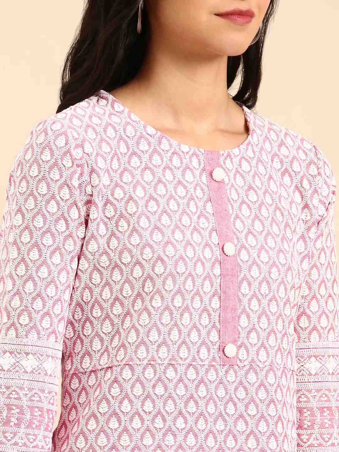 SHOWOFF Women's Scoop Neck Pink Straight Kurta Sets
